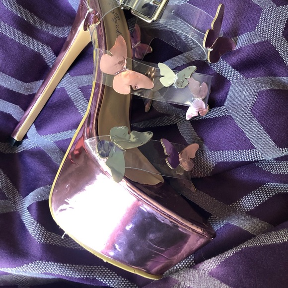 Pink metallic Barbie platforms - Picture 2 of 8